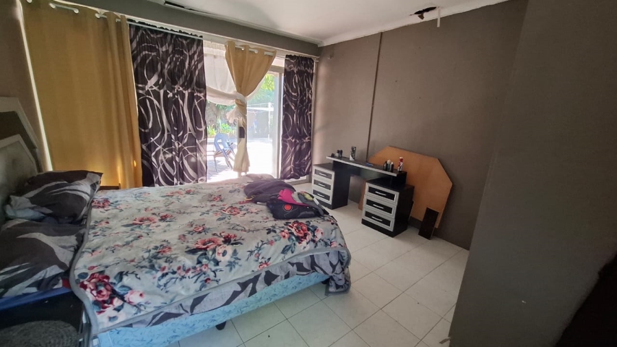 4 Bedroom Property for Sale in Safari Gardens North West
